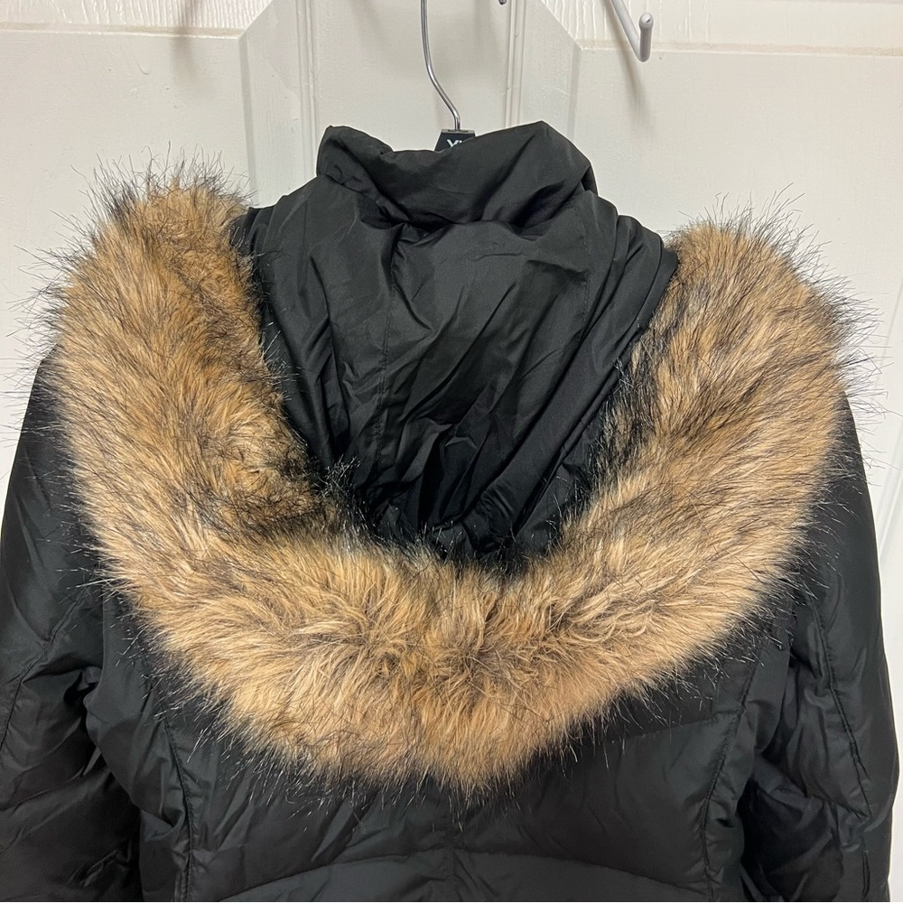 Jones New York Black Puffer Jacket with Faux Fur Hood - Picture 8 of 16